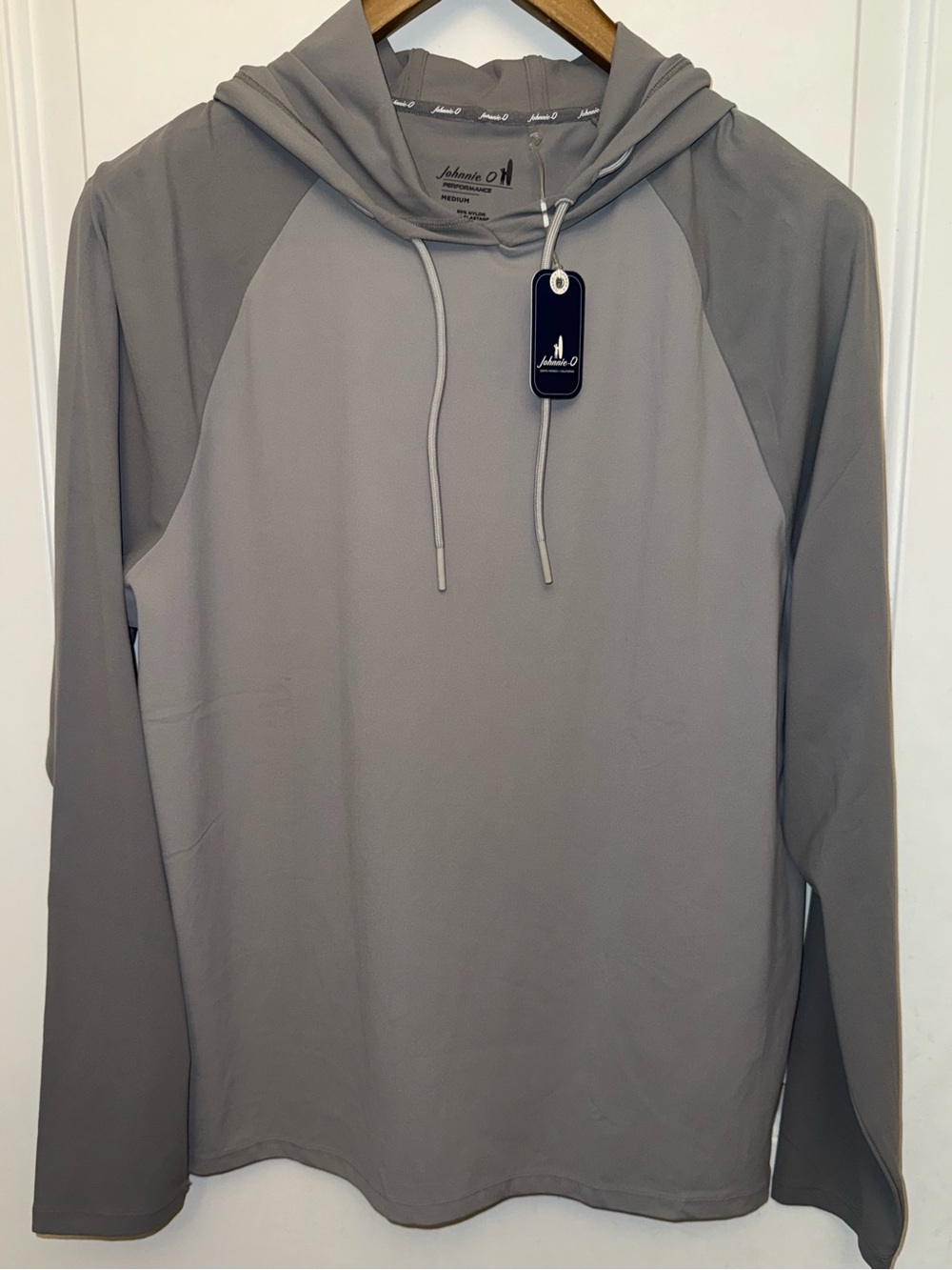 🦭NWT johnnie-O "Penns" Premium Performance Hoodie in Seal Gray